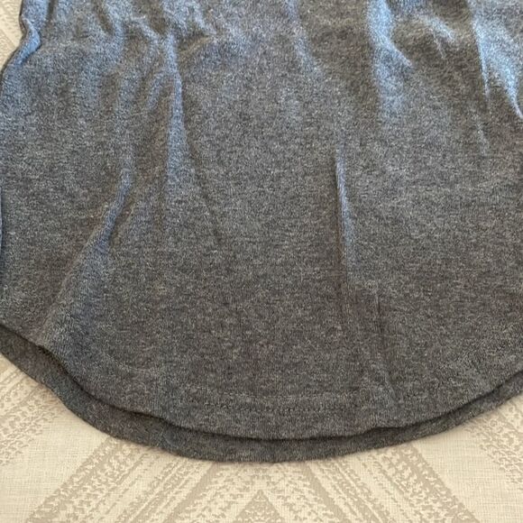 Appaman Girls Grey V Neck Long Sleeve Lightning Bolt Top - Picture 4 of 6